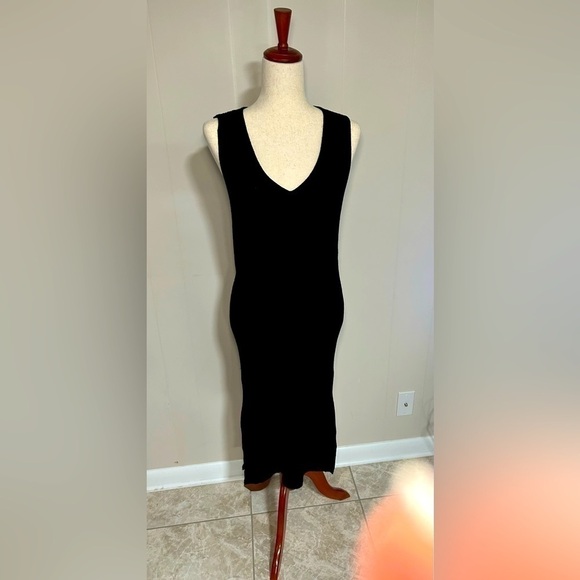 Magaschoni Black Knit Midi Dress - Picture 1 of 9